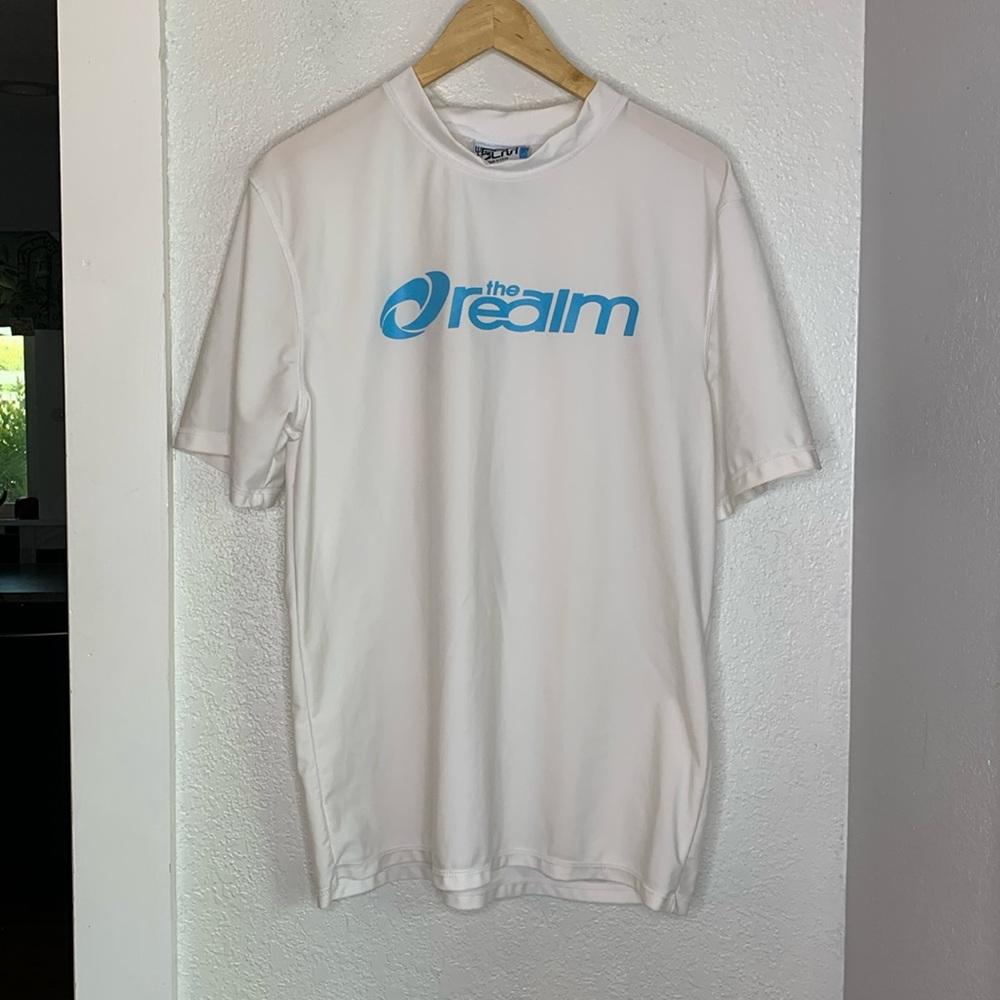 The Realm white blue short sleeve rash guard swim shirt size XL sun protection